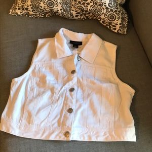 Lane Bryant White Cropped Jean Vest. Size 14.